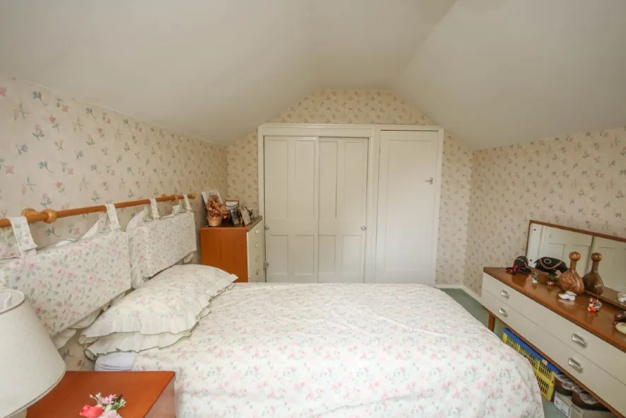 Property for Auction in East Anglia - 12 Sandy Lane, South Wootton, King&apos;s Lynn, Norfolk PE30 3NX