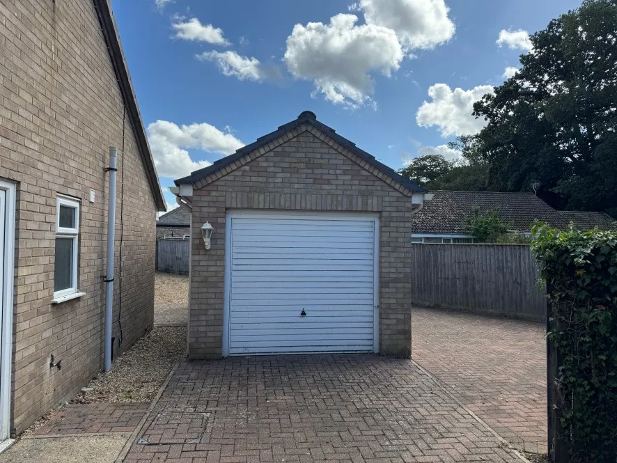 Property for Auction in East Anglia - 2 Lodge End, Heacham, King&apos;s Lynn, Norfolk PE31 7BZ