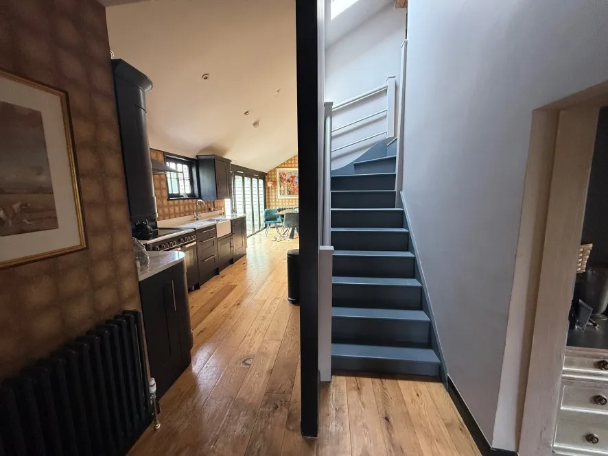 Property for Auction in East Anglia - The Cabinet, High Street, Reed, Royston, Hertfordshire SG8 8AH