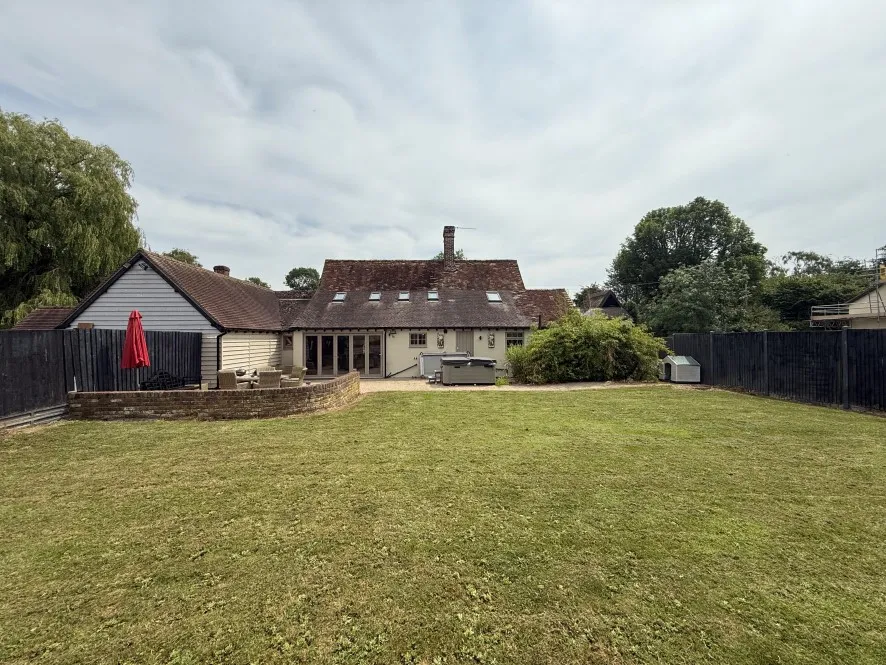 Property for Auction in East Anglia - The Cabinet, High Street, Reed, Royston, Hertfordshire SG8 8AH