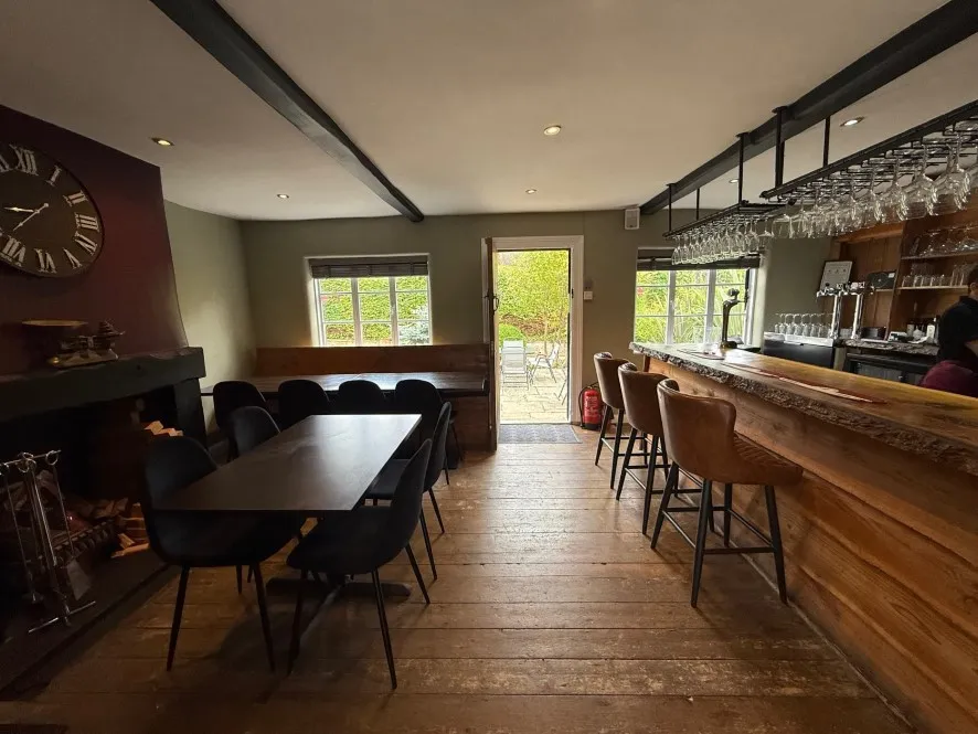 Property for Auction in East Anglia - The Cabinet, High Street, Reed, Royston, Hertfordshire SG8 8AH