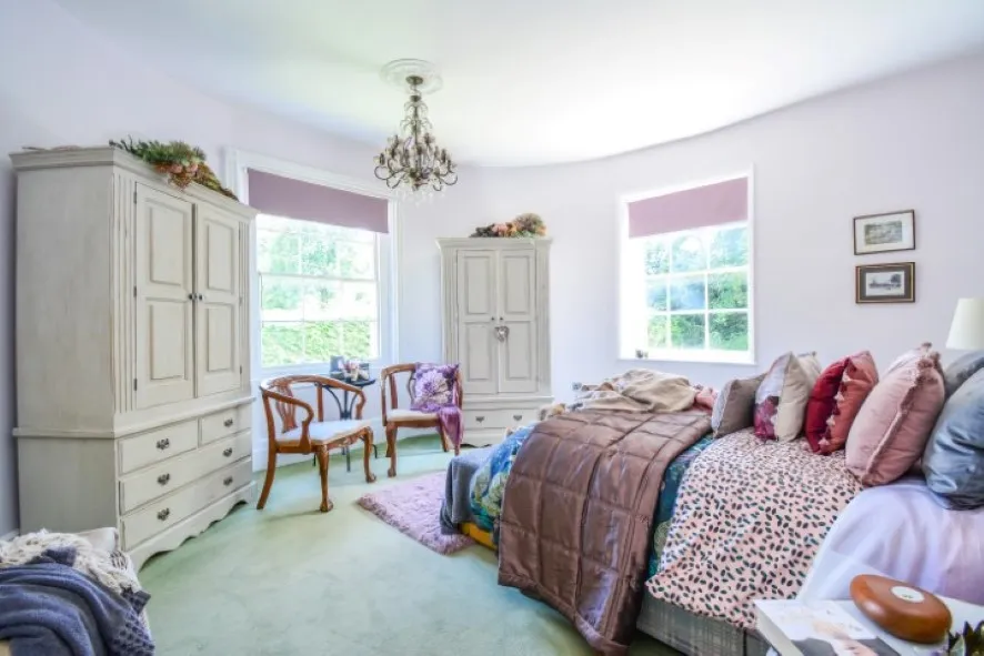 Property for Auction in East Anglia - Flat 6, Knapton House, North Walsham Road, Knapton, North Walsham, Norfolk NR28 0RT