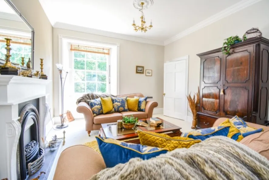 Property for Auction in East Anglia - Flat 6, Knapton House, North Walsham Road, Knapton, North Walsham, Norfolk NR28 0RT