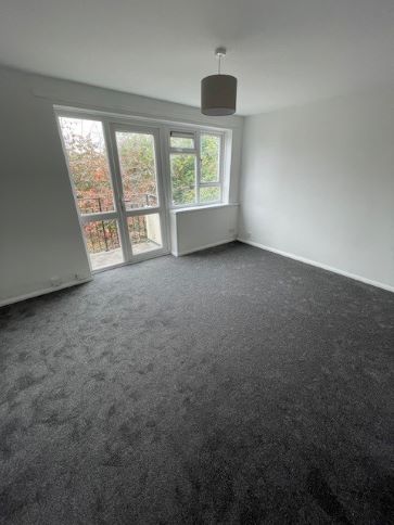 Property for Auction in East Anglia - 10 Claremont Court, Claremont Road, Westcliff-On-Sea, Essex SS0 7DY