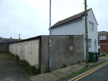 Property for Auction in East Anglia - 7 Nettle Hill West, Great Yarmouth, Norfolk NR30 2DW