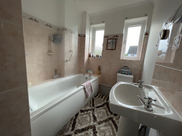 Property for Auction in East Anglia - Hazel House, Nuttery Vale, Hoxne, Eye, Suffolk IP21 5BB
