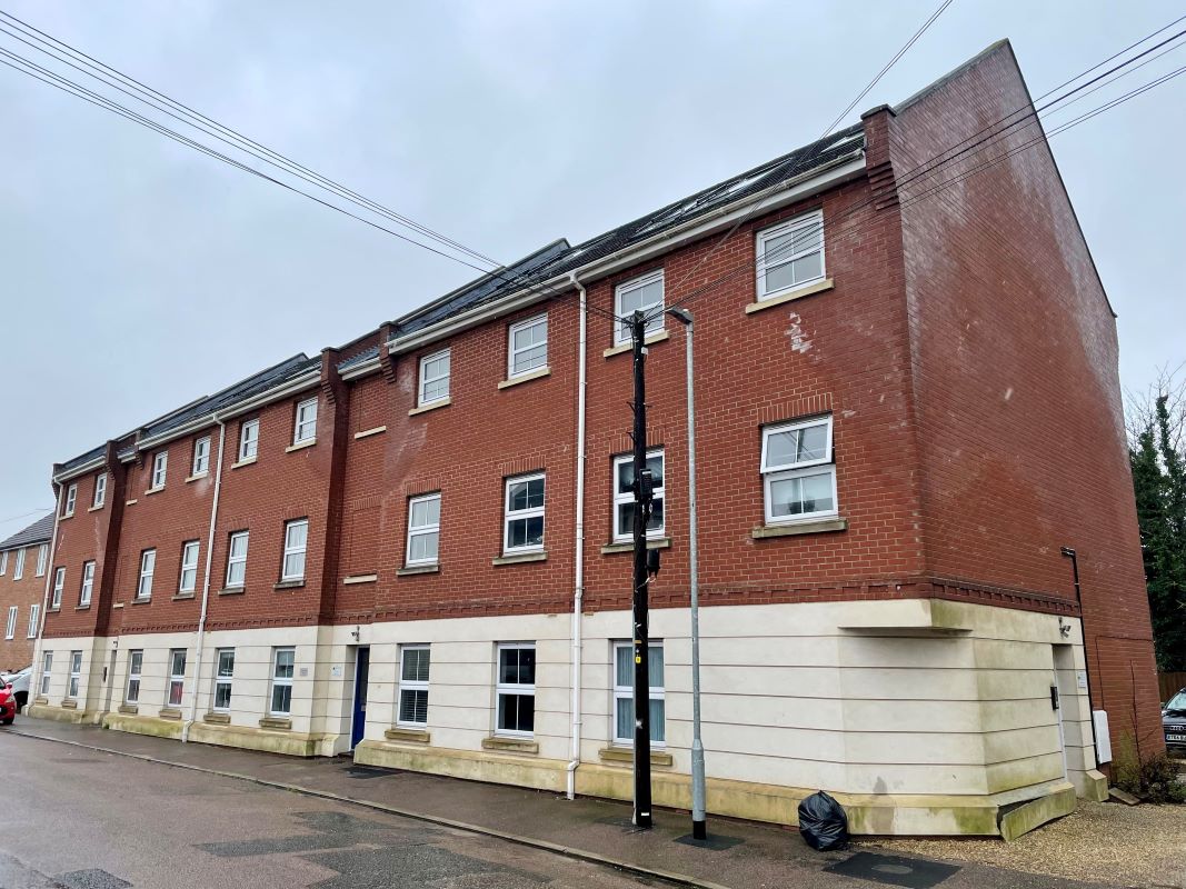 Albermarle House, Harwich, Essex, CO12 3HL - Online Auctions
