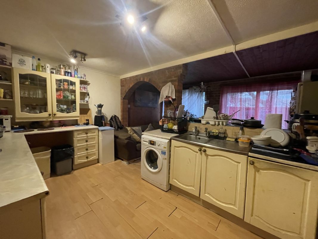 Thetford, Norfolk, IP24 1DZ - Online Auctions
