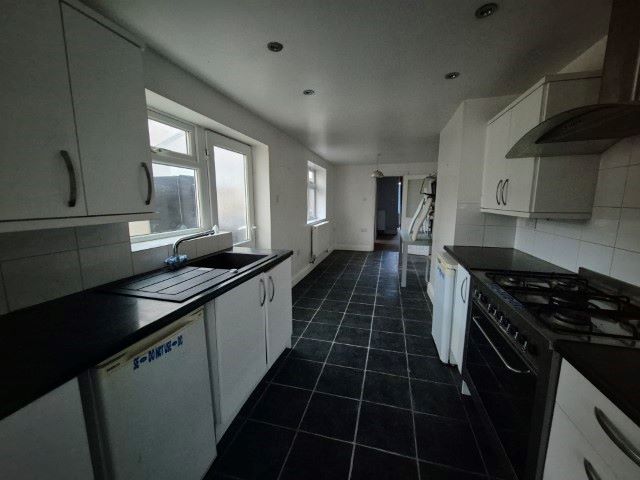 Caister-On-Sea, Great Yarmouth, Norfolk, NR30 5BT - Online Auctions