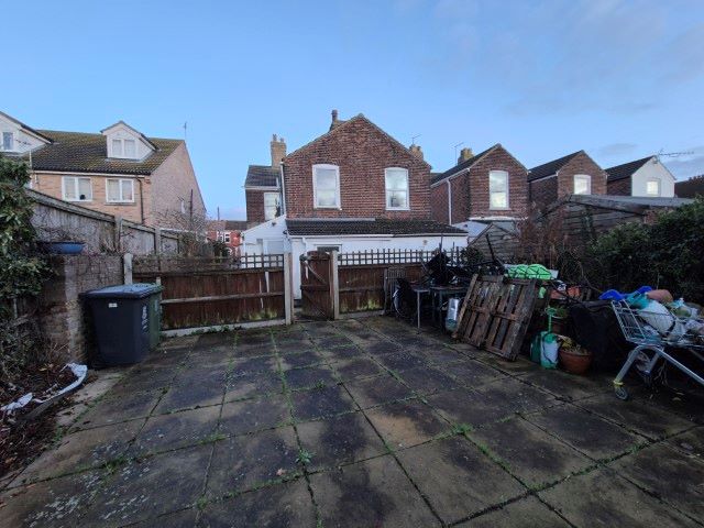 Caister-On-Sea, Great Yarmouth, Norfolk, NR30 5BT - Online Auctions