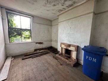 Property for Auction in East Anglia - 87 High Street, Lowestoft, Suffolk NR32 1XN