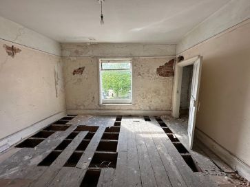 Property for Auction in East Anglia - 87 High Street, Lowestoft, Suffolk NR32 1XN