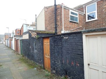 Property for Auction in East Anglia - 33 Admiralty Road, Great Yarmouth, Norfolk NR30 3DQ