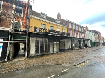 Property for Auction in East Anglia - 132 King Street, Great Yarmouth, Norfolk NR30 2PQ