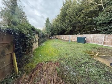 Property for Auction in East Anglia - 2 Flaxman Close, Low Road, Alburgh, Harleston, Norfolk IP20 0BZ