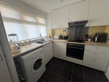 Property for Auction in East Anglia - 56 Churchill Court, Newmarket, Suffolk CB8 0JZ