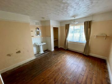 Property for Auction in East Anglia - The Oaks, Cranley Road, Redlingfield, Eye, Suffolk IP23 7NZ