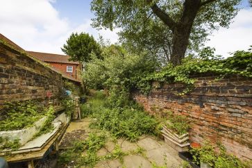 Property for Auction in East Anglia - 2 Ballygate, Beccles, Suffolk NR34 9NA