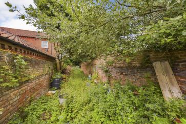 Property for Auction in East Anglia - 2 Ballygate, Beccles, Suffolk NR34 9NA