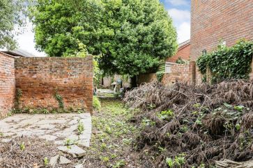 Property for Auction in East Anglia - 2 Ballygate, Beccles, Suffolk NR34 9NA