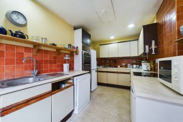 Property for Auction in East Anglia - 2 Ballygate, Beccles, Suffolk NR34 9NA