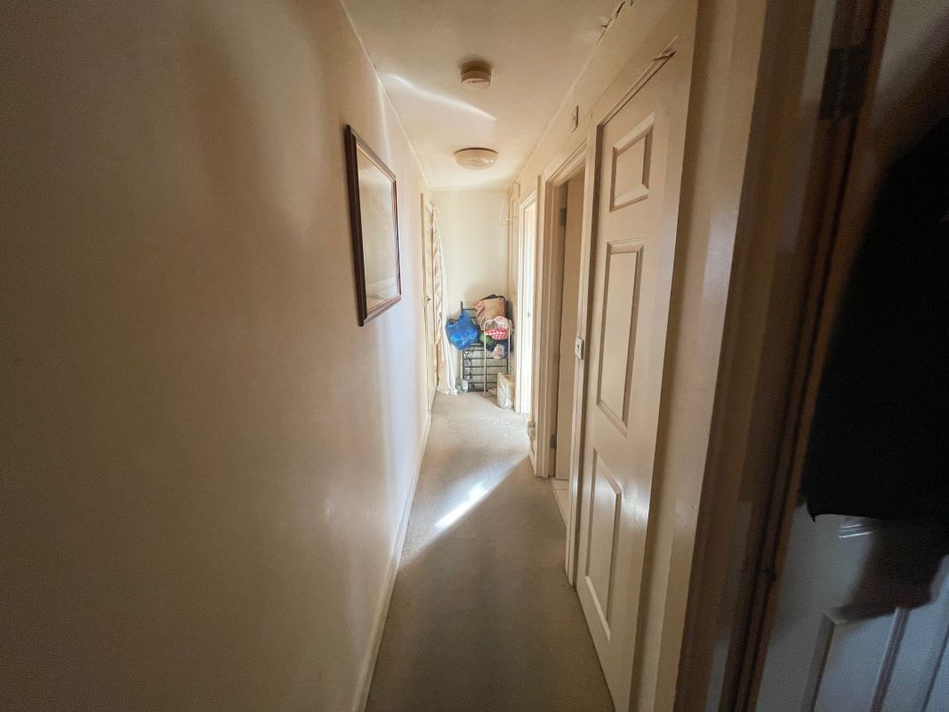 Chadwell St. Mary, Grays, Essex, RM16 4BJ - Online Auctions