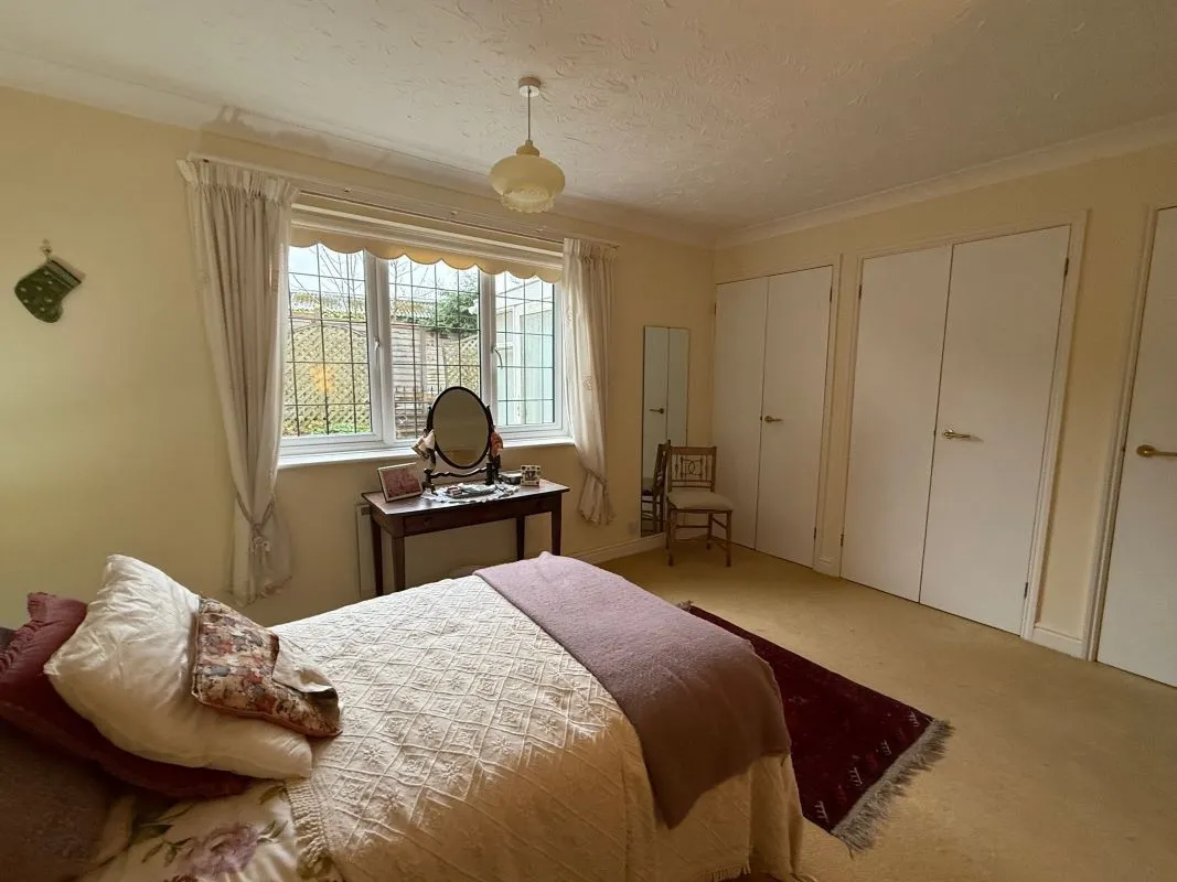 Horstead, Norwich, Norfolk, NR12 7EJ - Online Auctions
