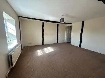 Property for Auction in East Anglia - 9 Holmsey Green, Beck Row, Bury St. Edmunds, Suffolk IP28 8AJ