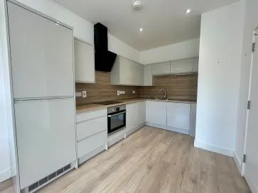 Property for Auction in East Anglia - 10 Wentworth House, 25 Burrell Road, Ipswich, Suffolk IP2 8AH