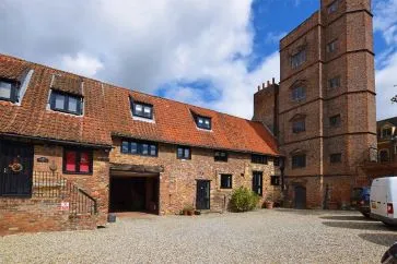 Property for Auction in East Anglia - Flat 7, Bellfosters, Kings Staithe Lane, King&apos;s Lynn PE30 1LZ