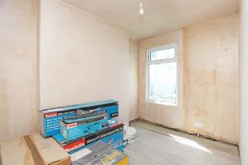 Property for Auction in East Anglia - 66 Pakefield Road, Lowestoft, Suffolk NR33 0HX