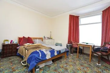 Property for Auction in East Anglia - 66 Pakefield Road, Lowestoft, Suffolk NR33 0HX