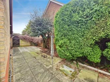 Property for Auction in East Anglia - 5 Dussindale, Wymondham, Norfolk NR18 0TA