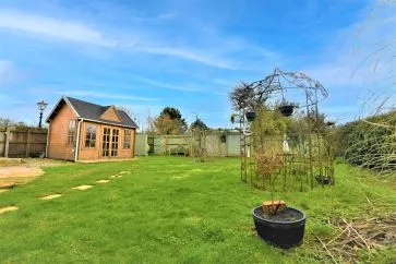 Property for Auction in East Anglia - Yaxham Mill, Norwich Road, Yaxham, Dereham, Norfolk NR19 1RH