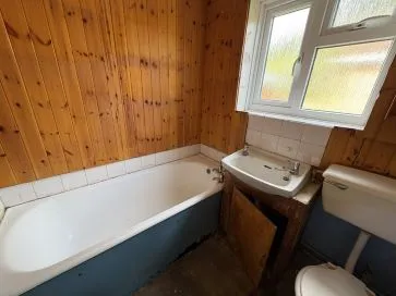Property for Auction in East Anglia - 31 Northfield Gardens, Wymondham, Norfolk NR18 0DG