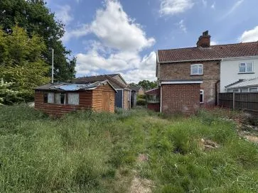 Property for Auction in East Anglia - 31 Northfield Gardens, Wymondham, Norfolk NR18 0DG