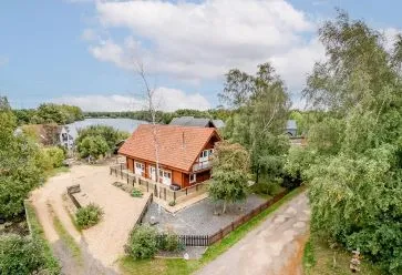 Property for Auction in East Anglia - 45 Pentney Lakes, Common Road, Pentney, King&apos;s Lynn PE32 1LE