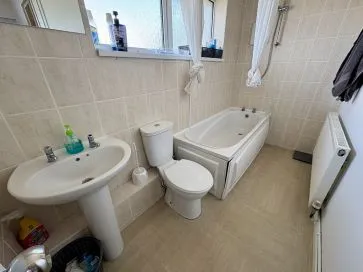 Property for Auction in East Anglia - 18 Bates Green, Norwich, Norfolk NR5 8YN