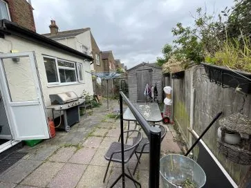 Property for Auction in East Anglia - April Lodge, 50-52 Shaftesbury Avenue, Southend-On-Sea, Essex SS1 2YN