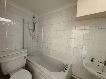 Property for Auction in East Anglia - 114 Eade Road, Norwich, Norfolk NR3 3EJ