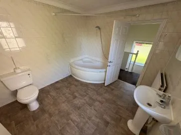Property for Auction in East Anglia - 114 Eade Road, Norwich, Norfolk NR3 3EJ