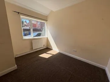 Property for Auction in East Anglia - 114 Eade Road, Norwich, Norfolk NR3 3EJ
