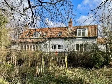 Property for Auction in East Anglia - Bridge Cottage, 40 Fairfield Road, Framlingham, Woodbridge, Suffolk IP13 9LH