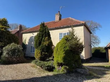 Property for Auction in East Anglia - The Glebe House, Attleborough Road, Little Ellingham, Attleborough, Norfolk NR17 1JH