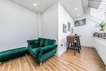 Property for Auction in East Anglia - Flat 14, Maple Court, 19 Elm Street, Ipswich, Suffolk IP1 1EZ