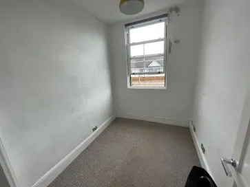 Property for Auction in East Anglia - 199 Elm Road, Leigh-On-Sea, Essex SS9 1SB