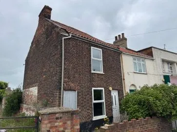Property for Auction in East Anglia - 48 Wisbech Road, King&apos;s Lynn, Norfolk PE30 5LP