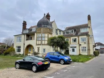 Property for Auction in East Anglia - Flat 12, Holland House, Skelmersdale Road, Clacton-On-Sea, Essex CO15 6BD