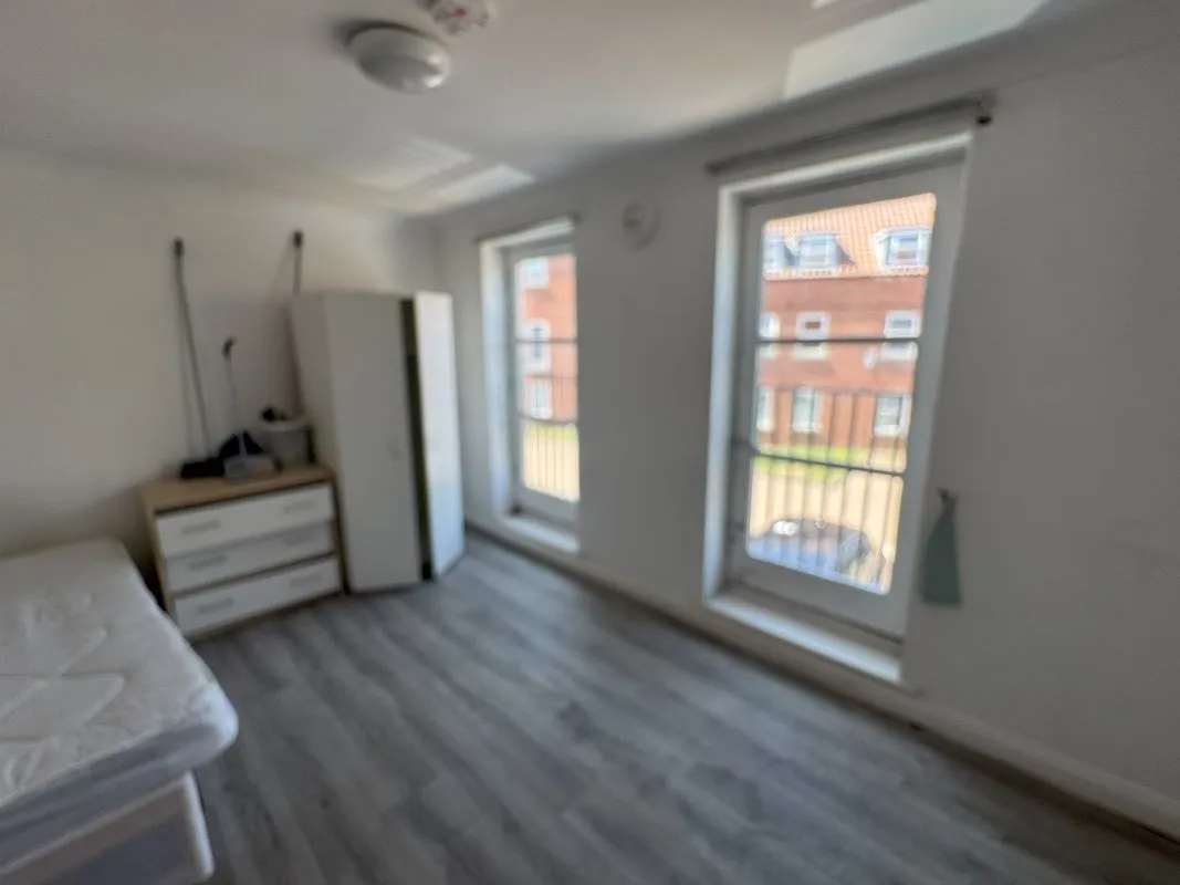Windmill View Court, Boston, Lincolnshire, PE21 9EH - Online Auctions