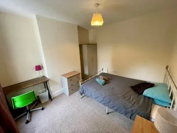 Property for Auction in East Anglia - 163 St. Helens Street, Ipswich, Suffolk IP4 2LJ